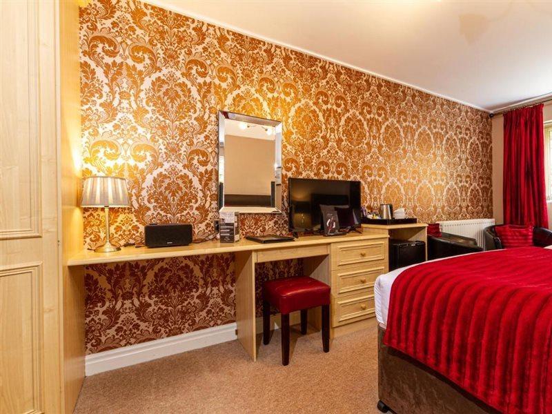 Stone Villa Chester Exterior foto A room at the hotel